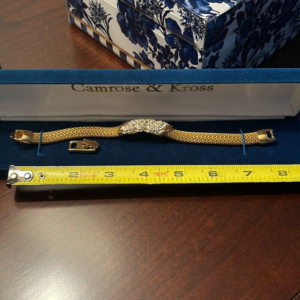 Camerose & Kross replica bracelet from Jacqueline Kennedy’s collection.